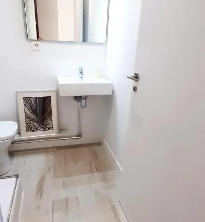 Apartment Large With Large And Sunny Terrace - Garden & Outdoor Gym , Center